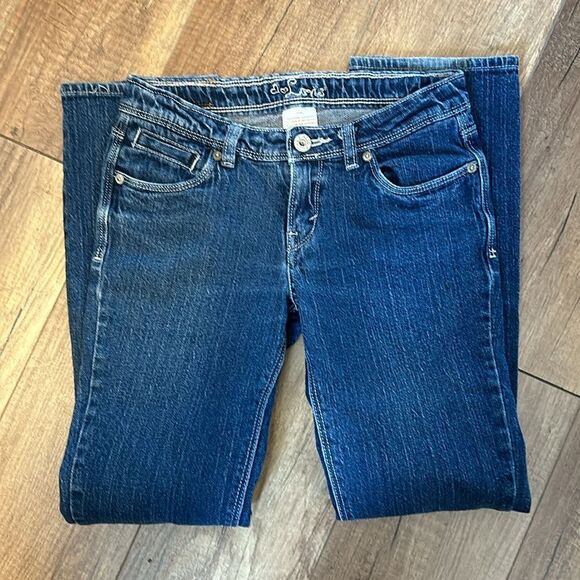 Levis jeans for girls - Picture 2 of 4